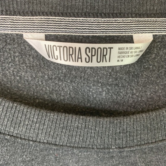 Victoria Secret Sport Women's Gray Cropped Sweatshirt Size Medium Top Pullover - Picture 2 of 5